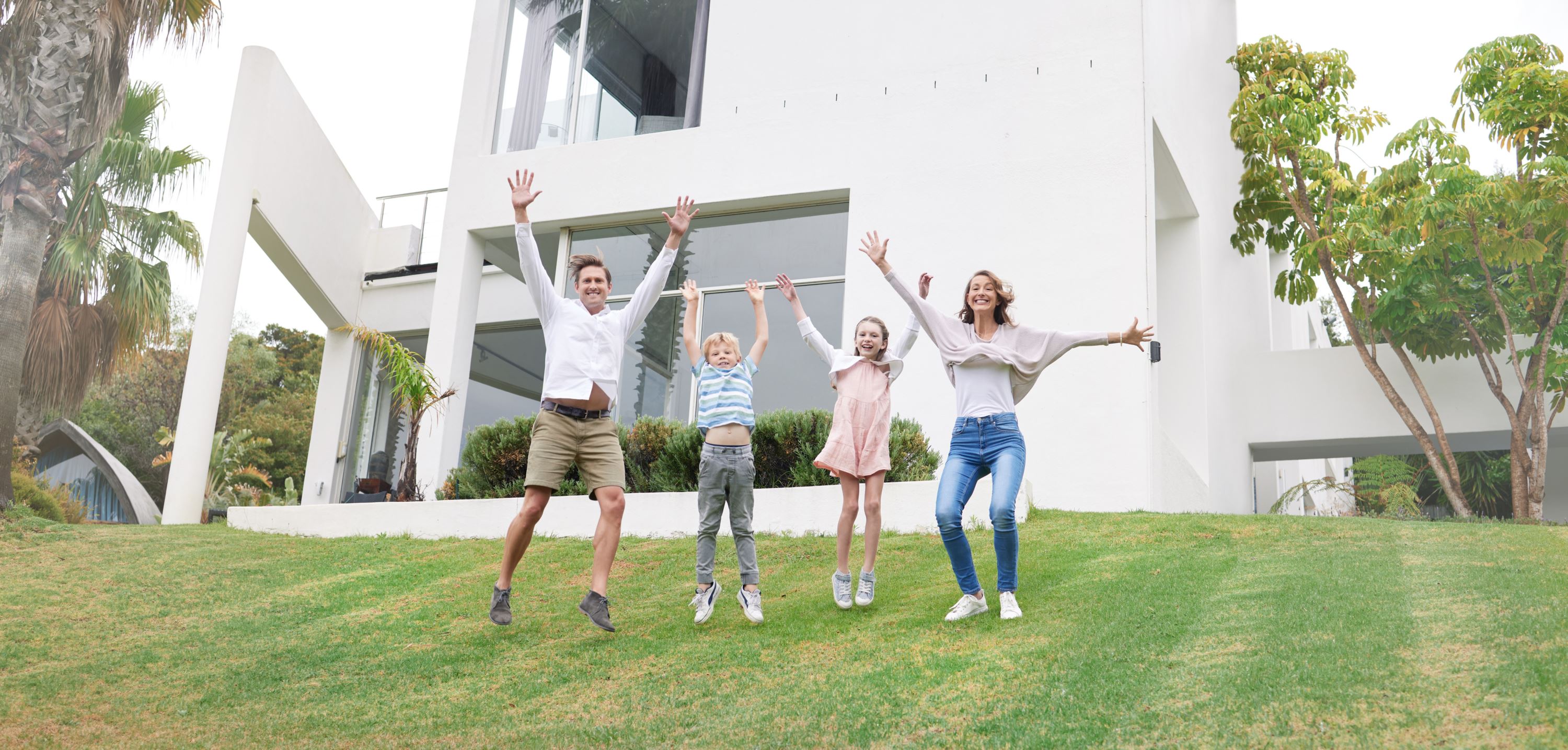 We make moving simple, fast, and stress-free for families and businesses across Woodbridge